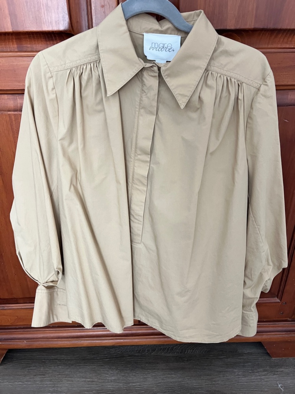Anthropologie Mare Mare Tan Cotton Puff-Sleeve Buttonless Blouse